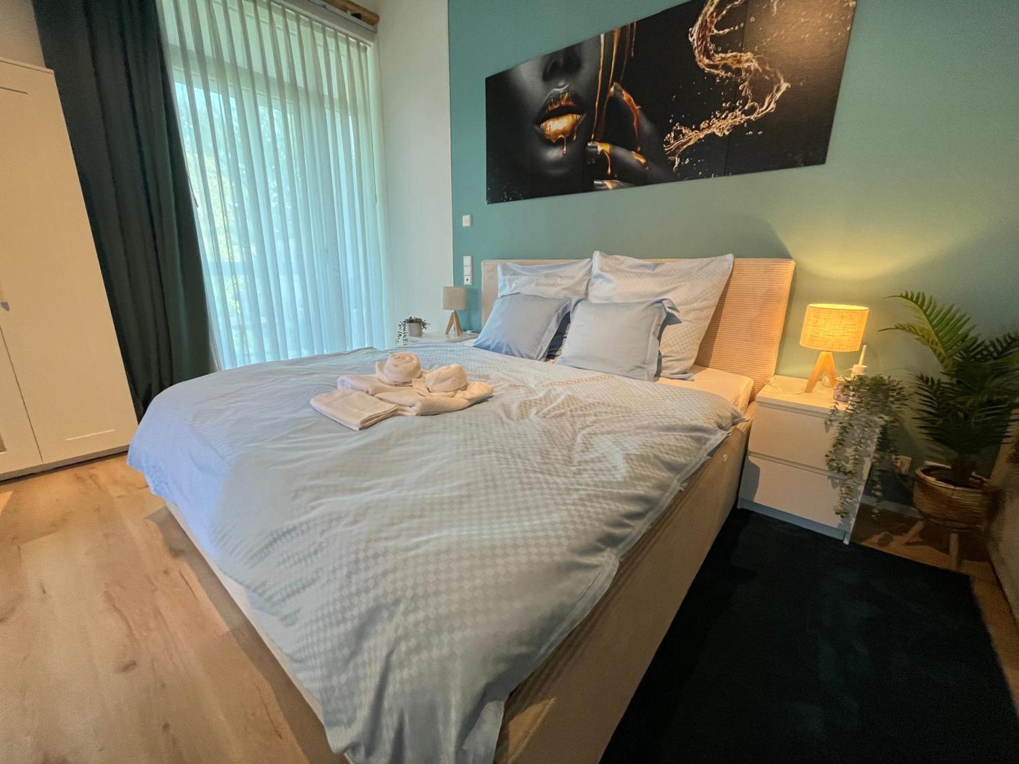 Whirlpool & Relax Suite Am Waldschloesschen Дрезден Екстериор снимка